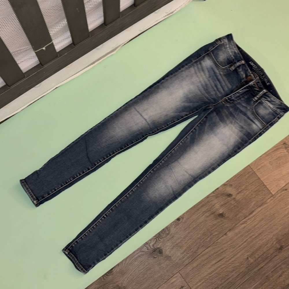 American Eagle outfitters super stretch jeans